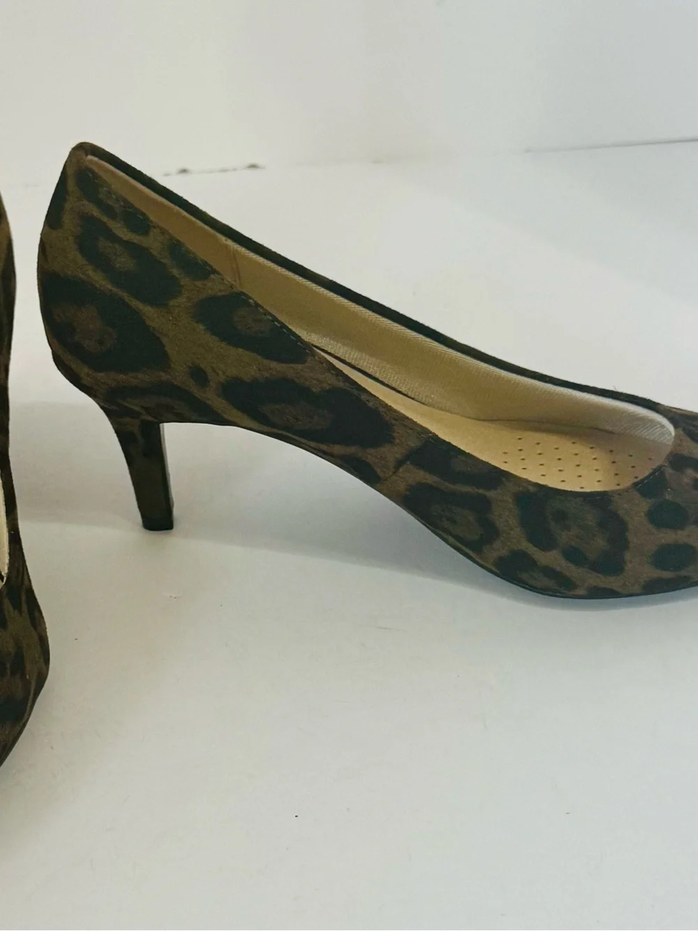 Life Stride Classic Leopard Print Low Heel Pumps - Brown